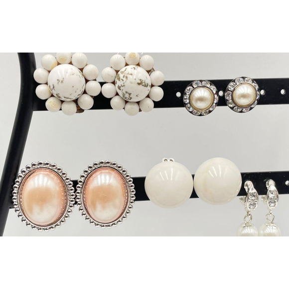 Assorted Faux Pearls And More - Beaded Jewelry Lot (1Lb 3.4oz) - Picture 4 of 6